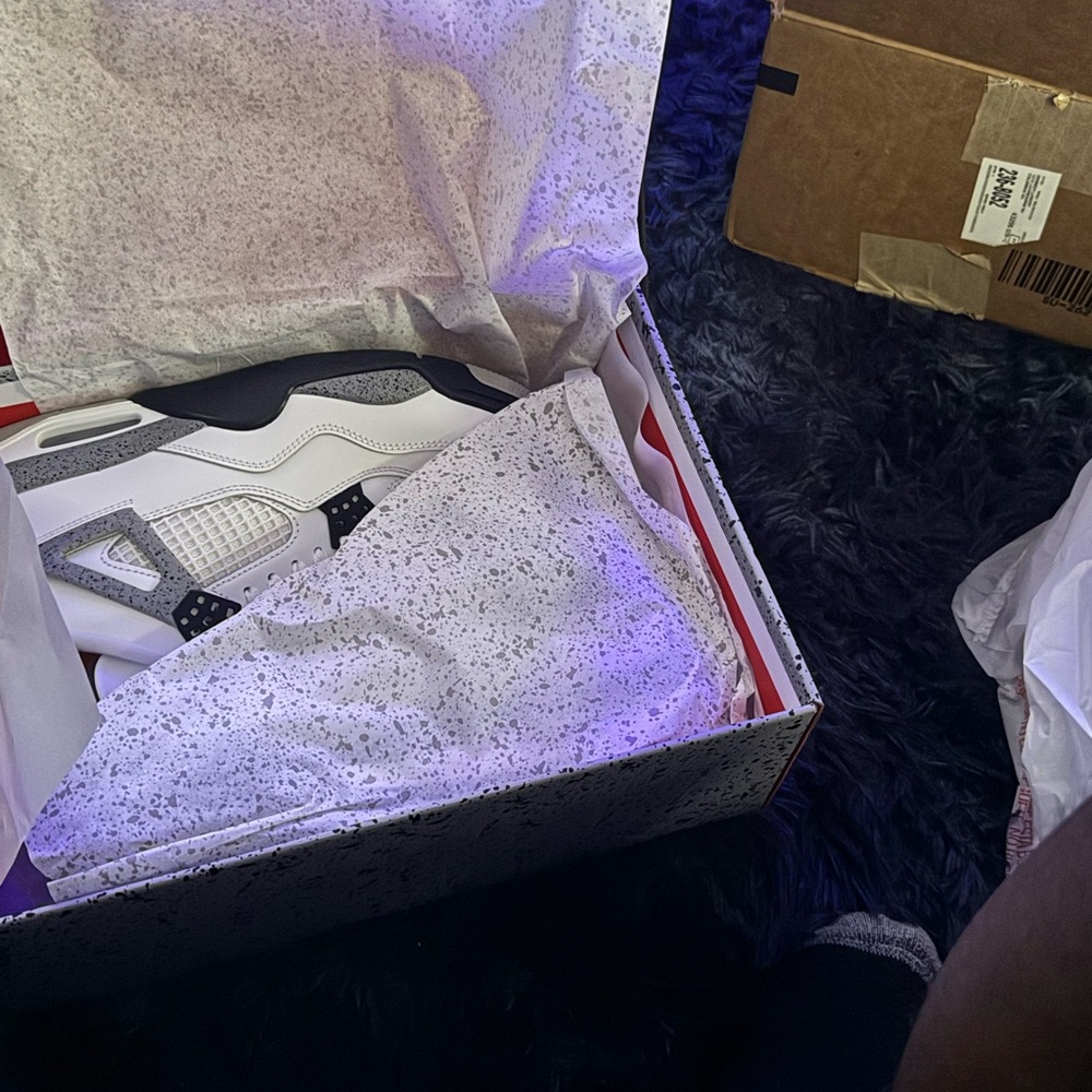 Jordan 4 white cement